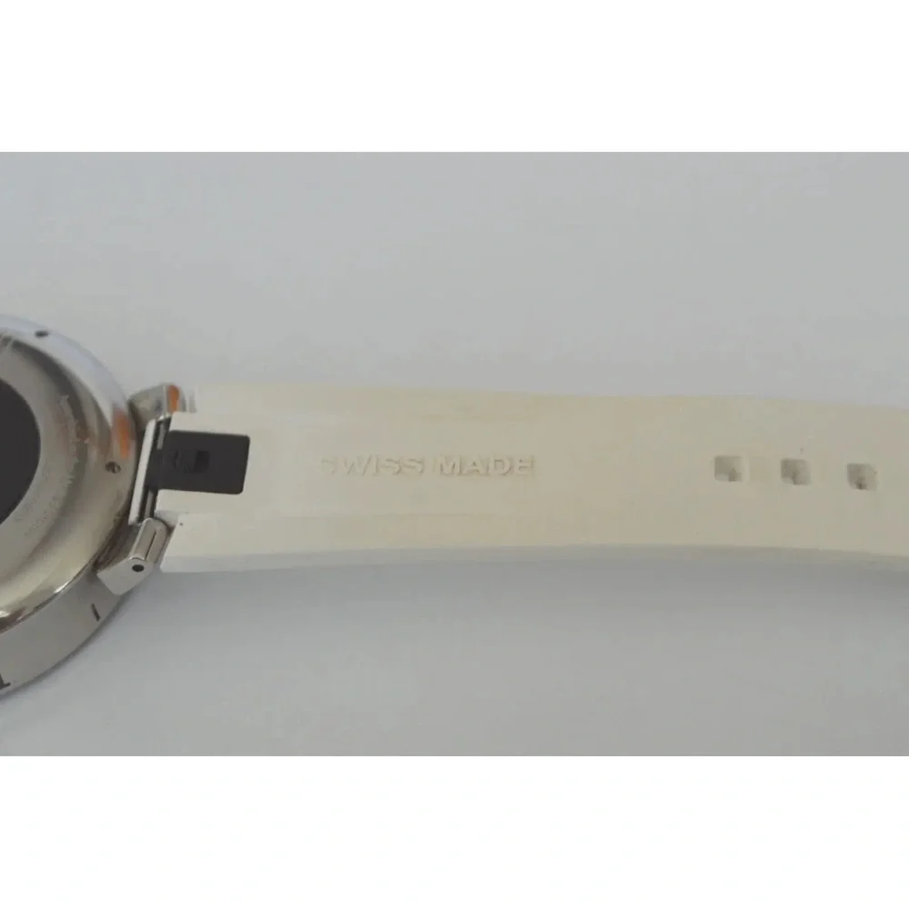 Louis Vuitton tambour Black Smartwatch with Original Paperwork + box - Picture 11 of 13